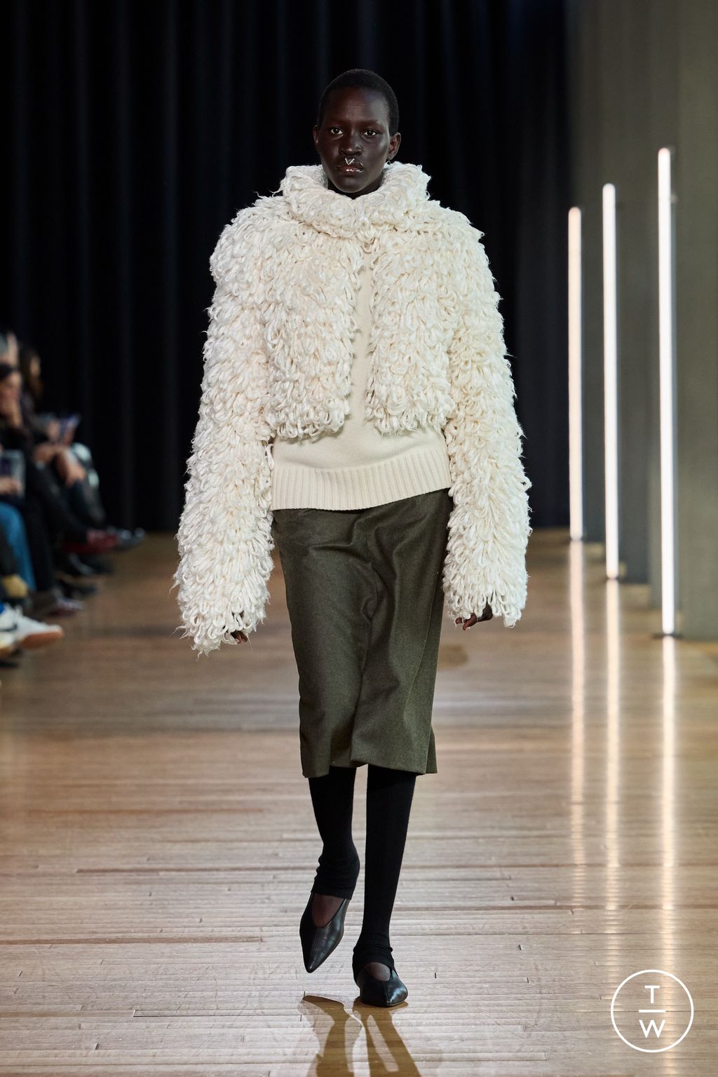 Fashion Week Milan Fall/Winter 2026 look 33 from the Sa Su Phi collection 女装