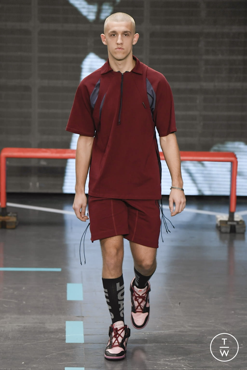 Fashion Week London Spring/Summer 2022 look 8 from the Saul Nash collection 男装