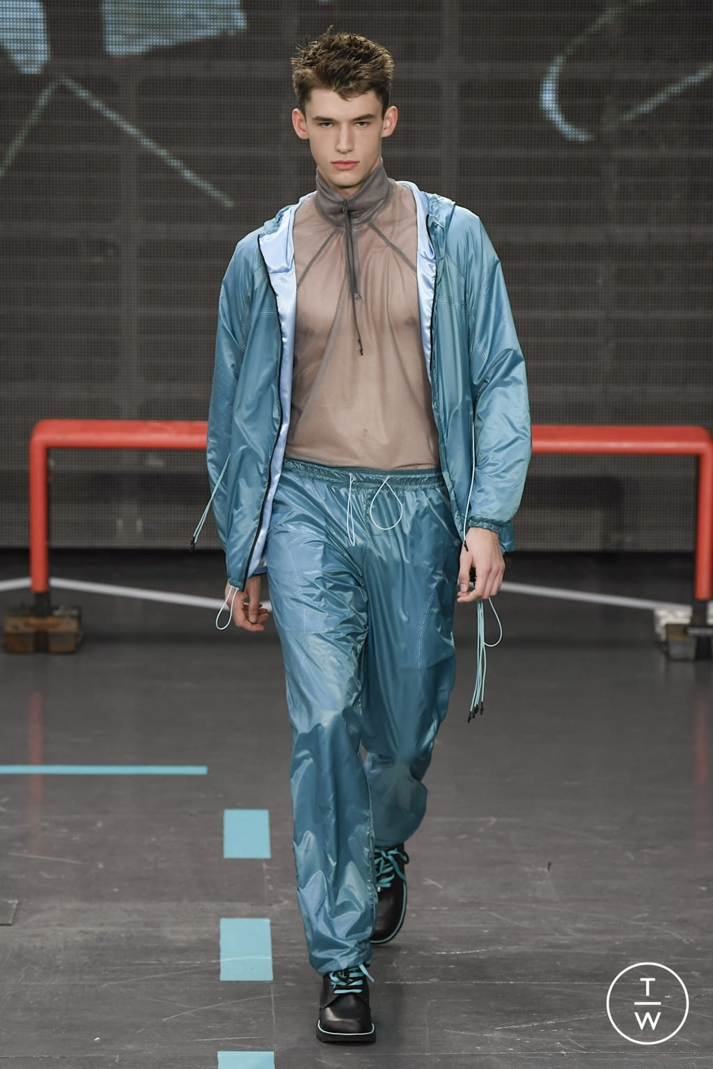Fashion Week London Spring/Summer 2022 look 11 de la collection Saul Nash menswear