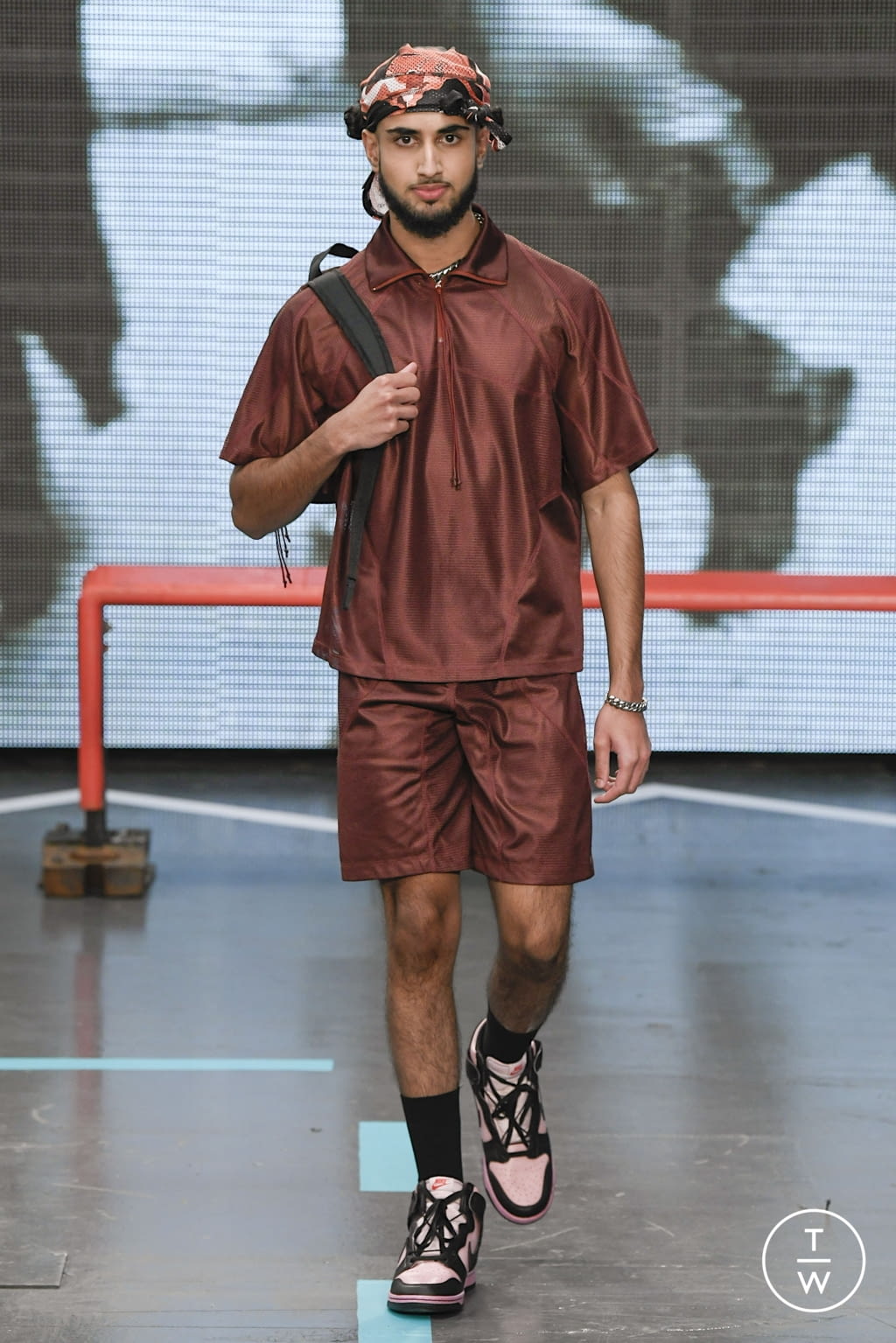 Fashion Week London Spring/Summer 2022 look 14 from the Saul Nash collection menswear