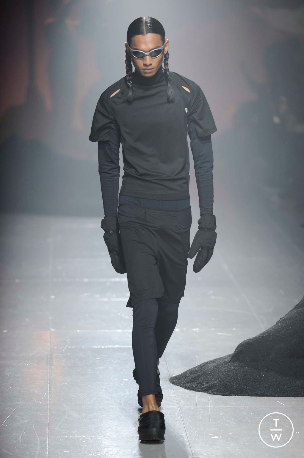 Fashion Week London Fall/Winter 2023 look 19 from the Saul Nash collection 男装