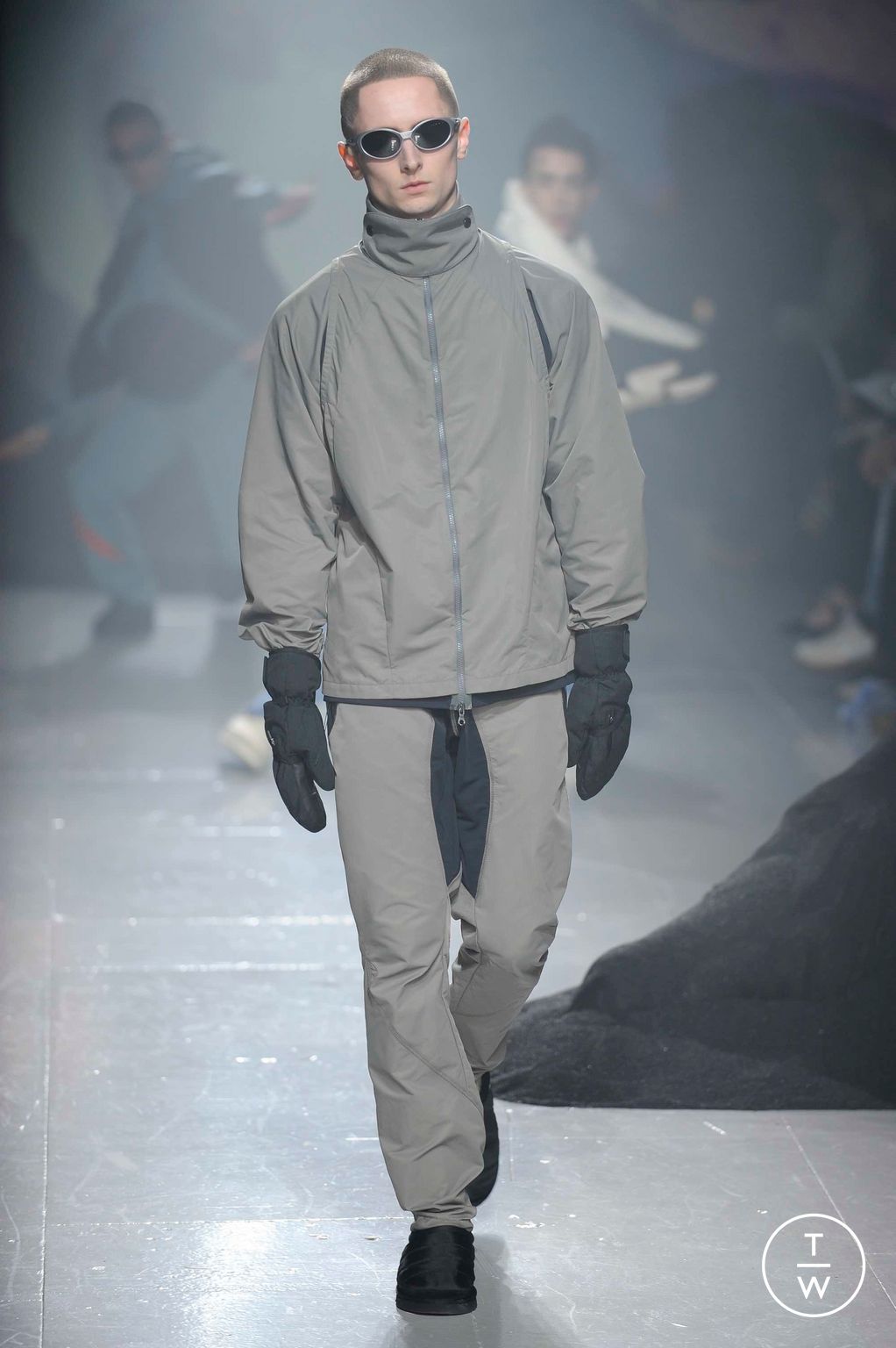 Fashion Week London Fall/Winter 2023 look 27 de la collection Saul Nash menswear