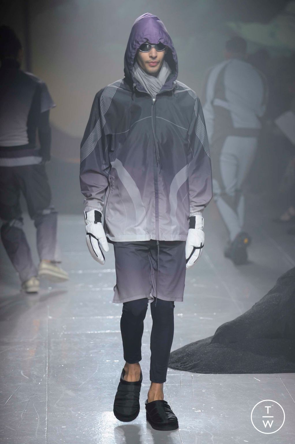 Fashion Week London Fall/Winter 2023 look 59 de la collection Saul Nash menswear