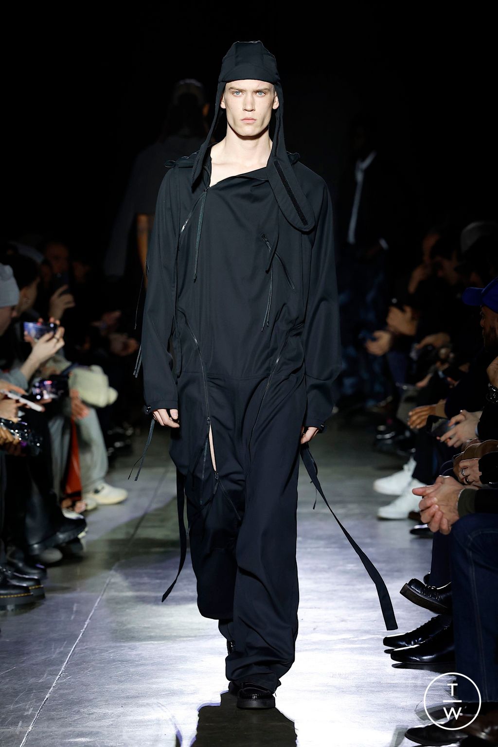 Fashion Week Milan Fall/Winter 2025 look 23 from the Saul Nash collection menswear