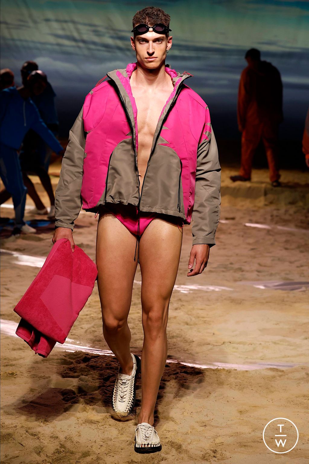 Fashion Week London Spring/Summer 2024 look 26 from the Saul Nash collection 男装