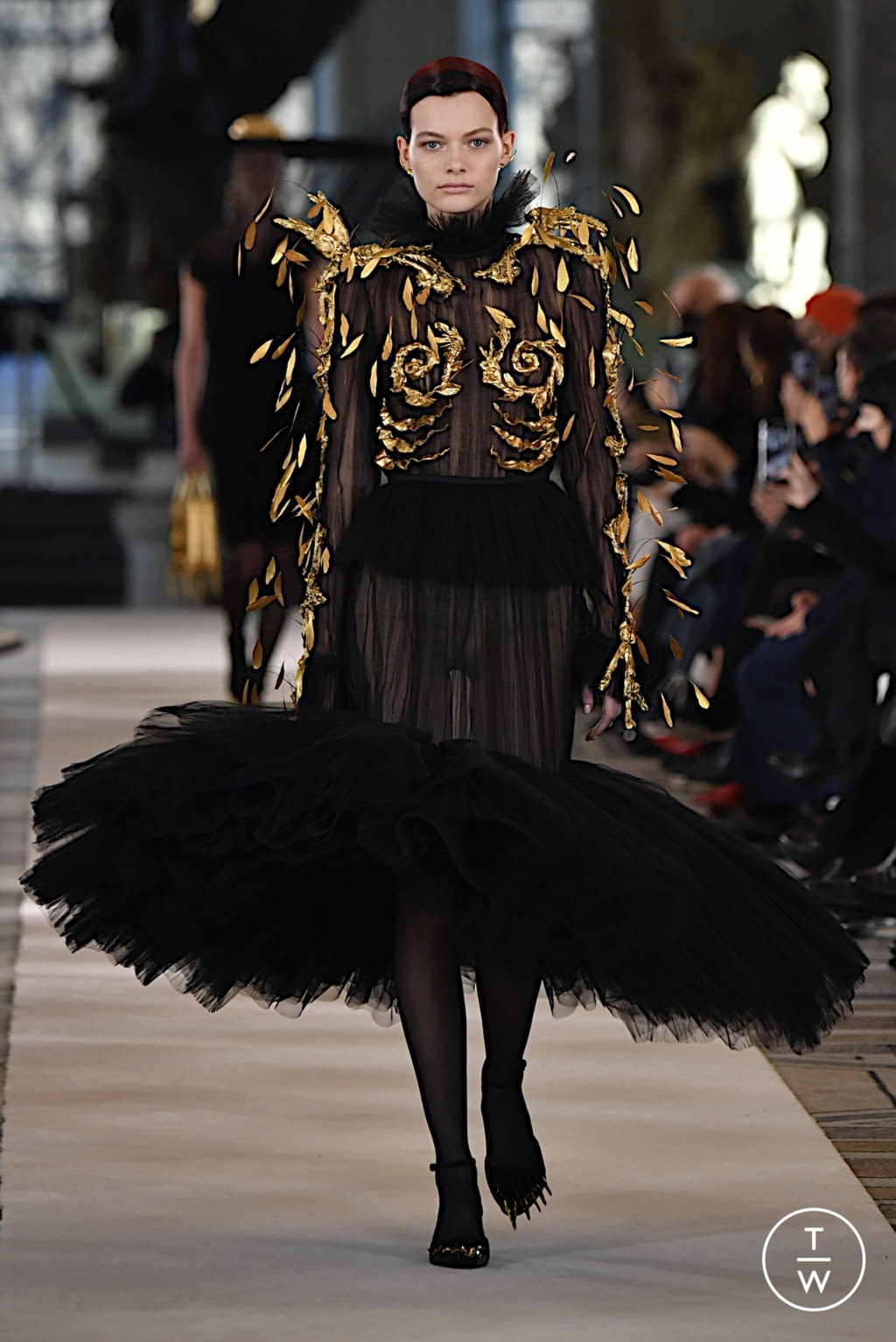 Fashion Week Paris Spring/Summer 2022 look 15 from the Schiaparelli collection 高级定制