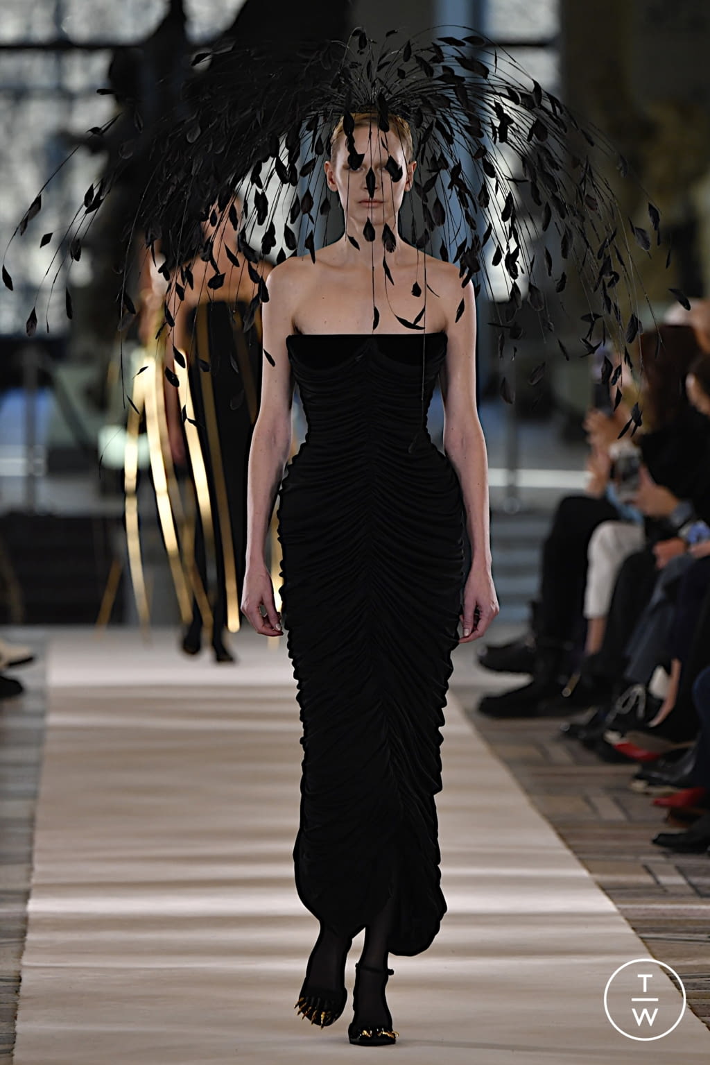 Fashion Week Paris Spring/Summer 2022 look 27 from the Schiaparelli collection couture