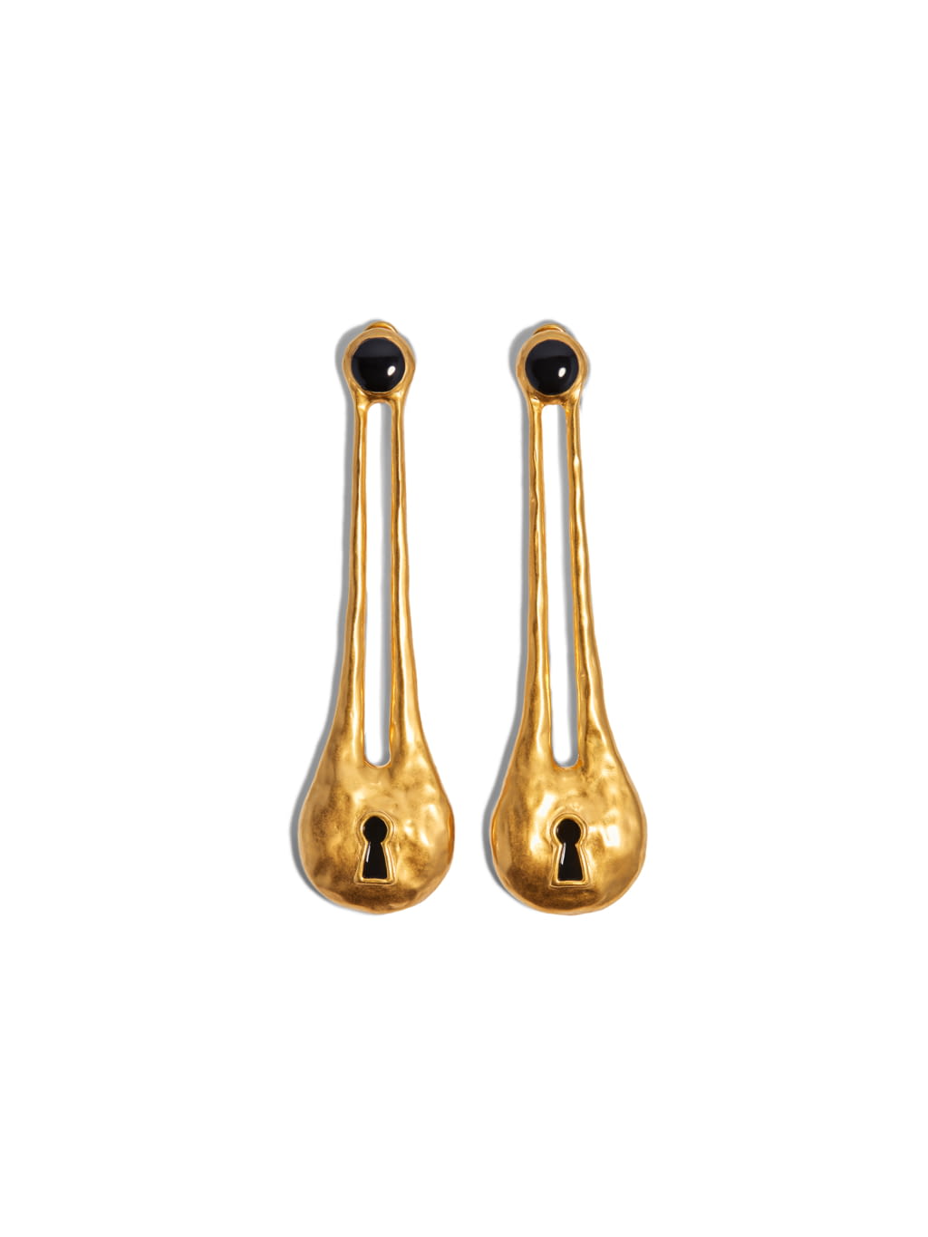 Fashion Week Paris Fall/Winter 2021 look 41 from the Schiaparelli collection womenswear accessories