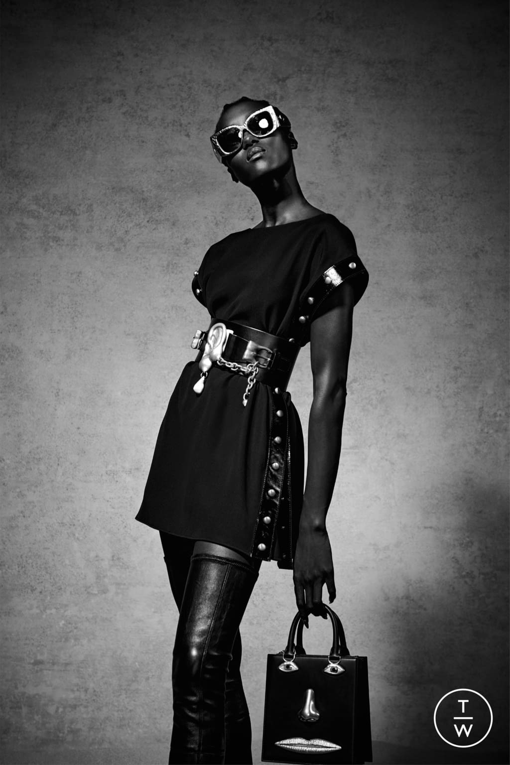 Fashion Week Paris Spring/Summer 2022 look 33 de la collection Schiaparelli womenswear