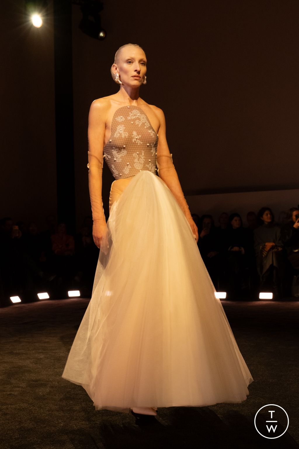 Fashion Week Paris Spring/Summer 2026 look 12 from the Schiaparelli collection couture