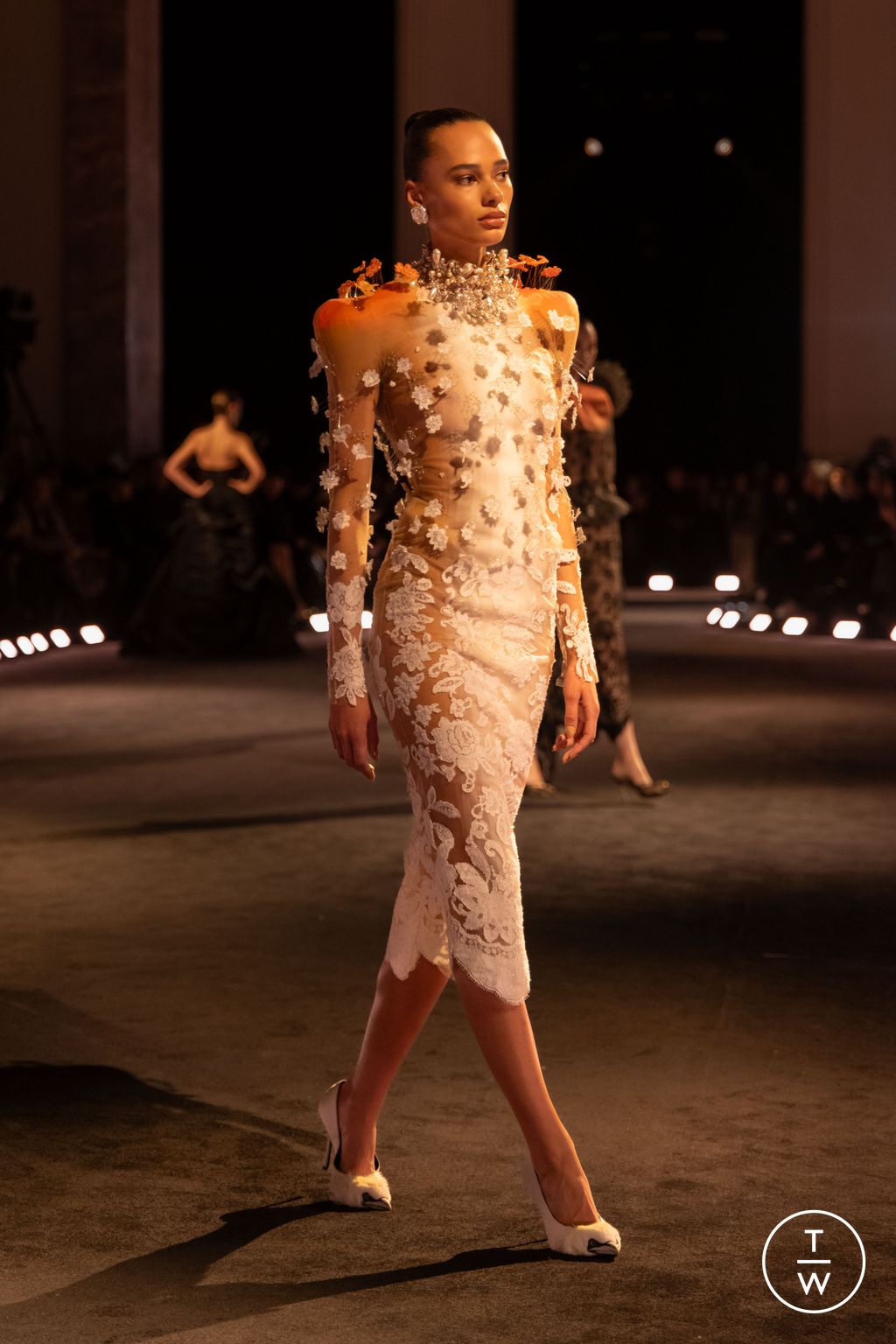 Fashion Week Paris Spring/Summer 2026 look 3 from the Schiaparelli collection couture