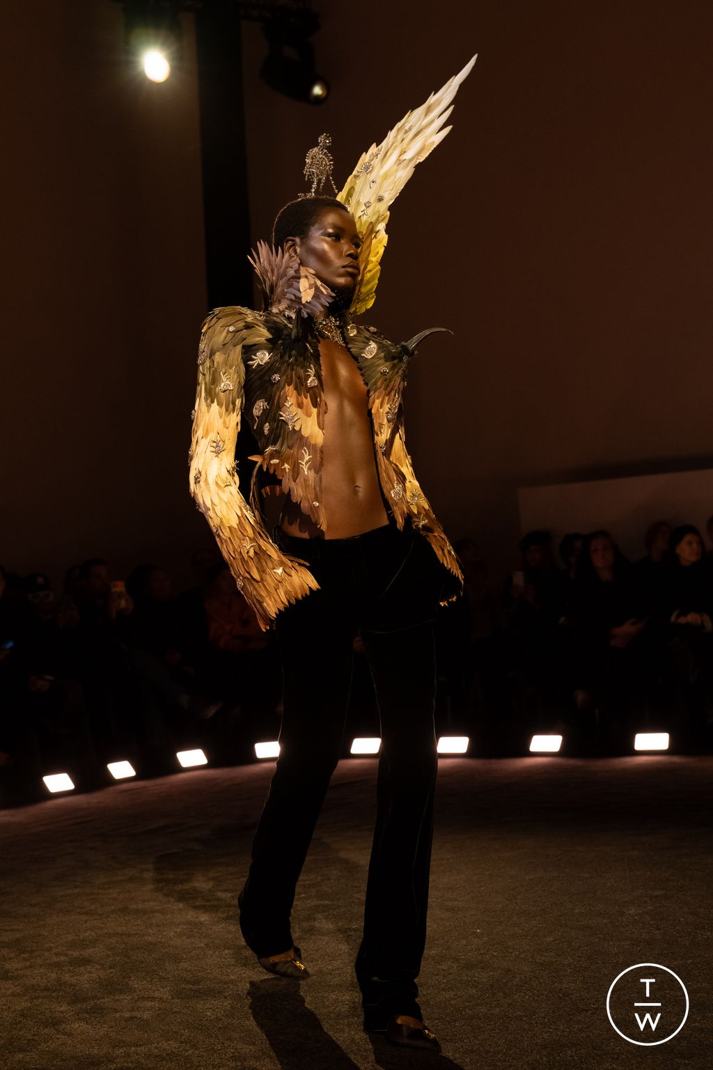 Fashion Week Paris Spring/Summer 2026 look 30 from the Schiaparelli collection couture