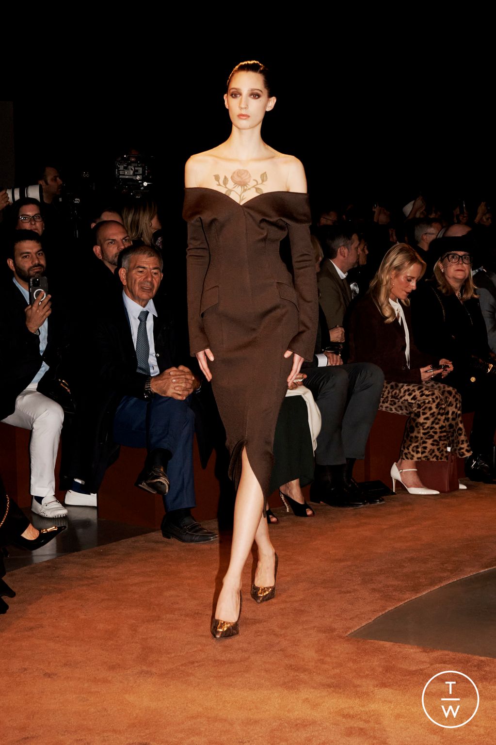 Fashion Week Paris Fall/Winter 2025 look 9 from the Schiaparelli collection womenswear