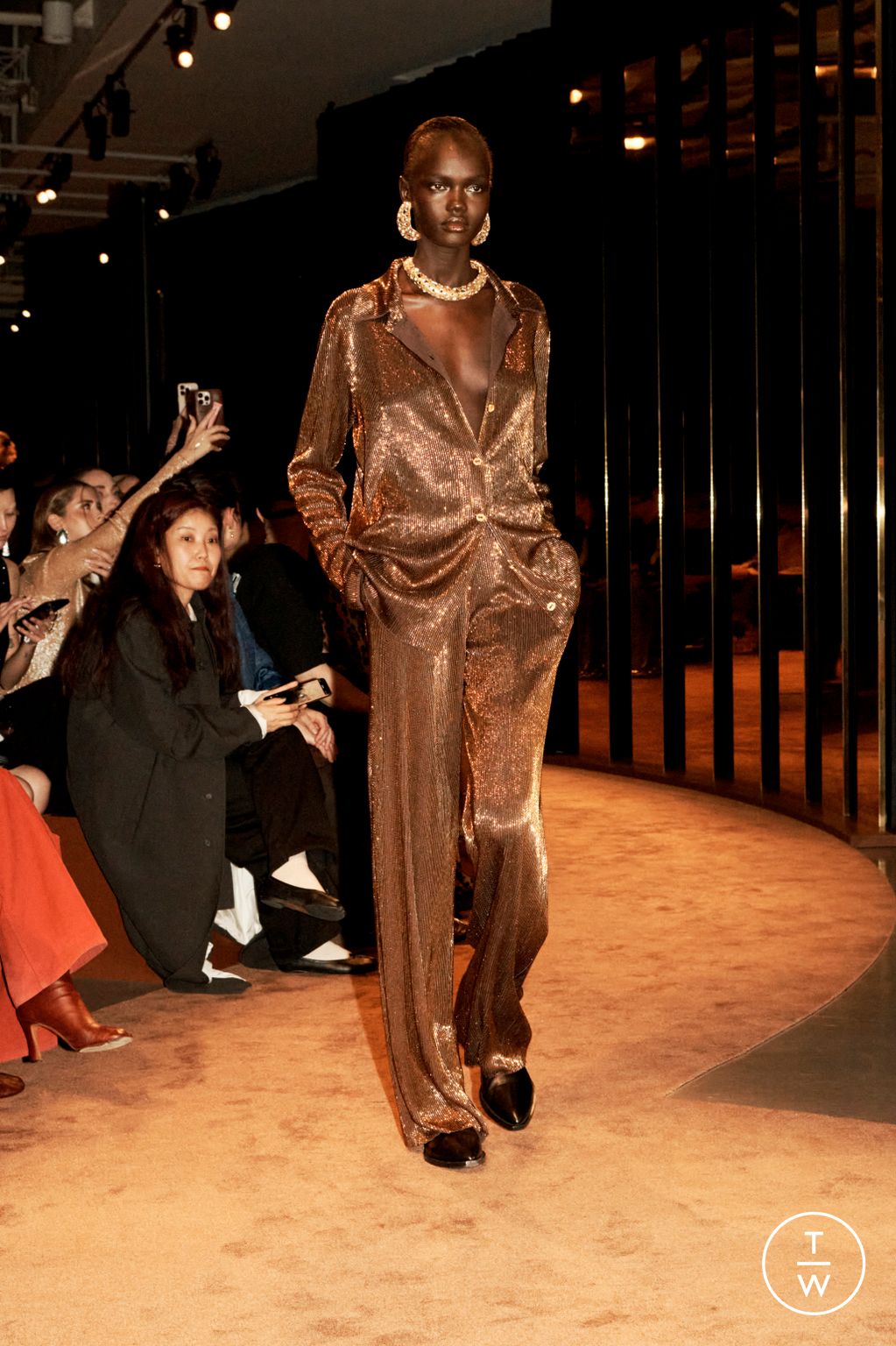 Fashion Week Paris Fall/Winter 2025 look 21 from the Schiaparelli collection womenswear