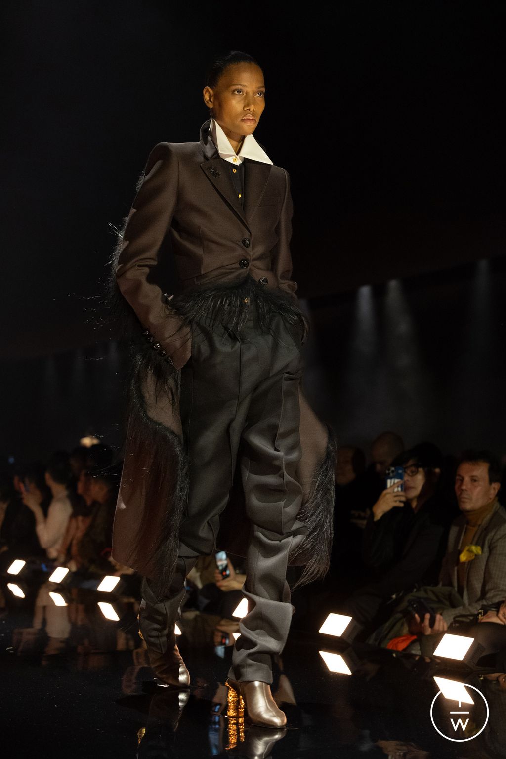 Fashion Week Paris Fall/Winter 2026 look 18 from the Schiaparelli collection womenswear