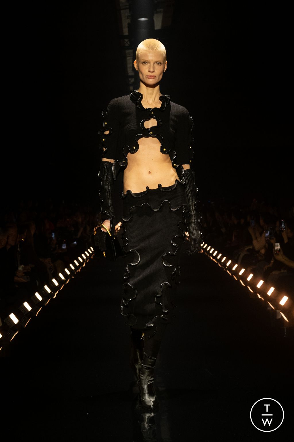 Fashion Week Paris Fall/Winter 2026 look 36 from the Schiaparelli collection 女装