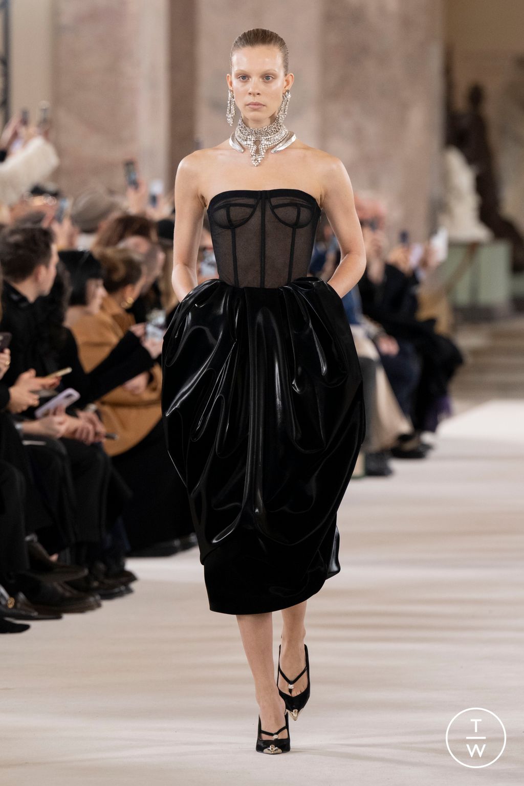 Fashion Week Paris Spring/Summer 2024 look 5 from the Schiaparelli collection couture