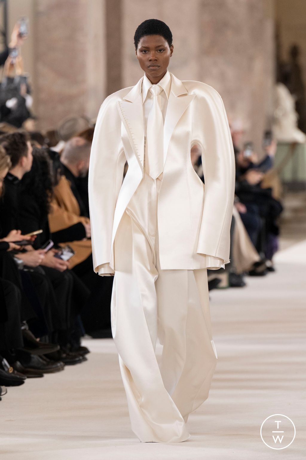 Fashion Week Paris Spring/Summer 2024 look 12 from the Schiaparelli collection couture