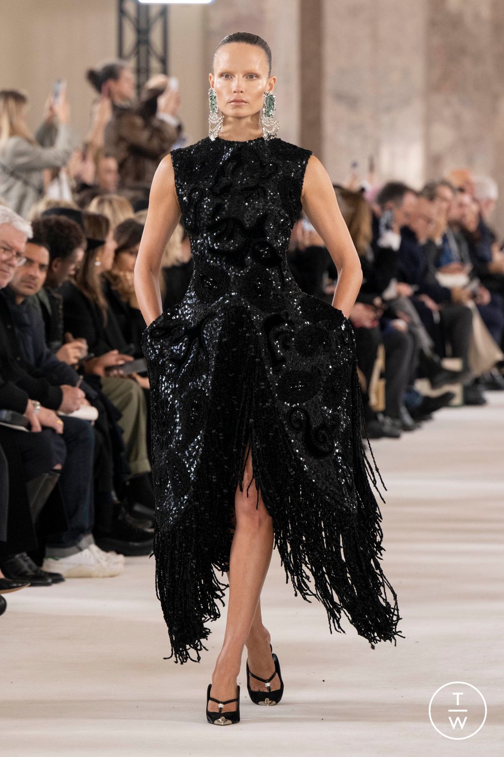 Fashion Week Paris Spring/Summer 2024 look 19 from the Schiaparelli collection couture