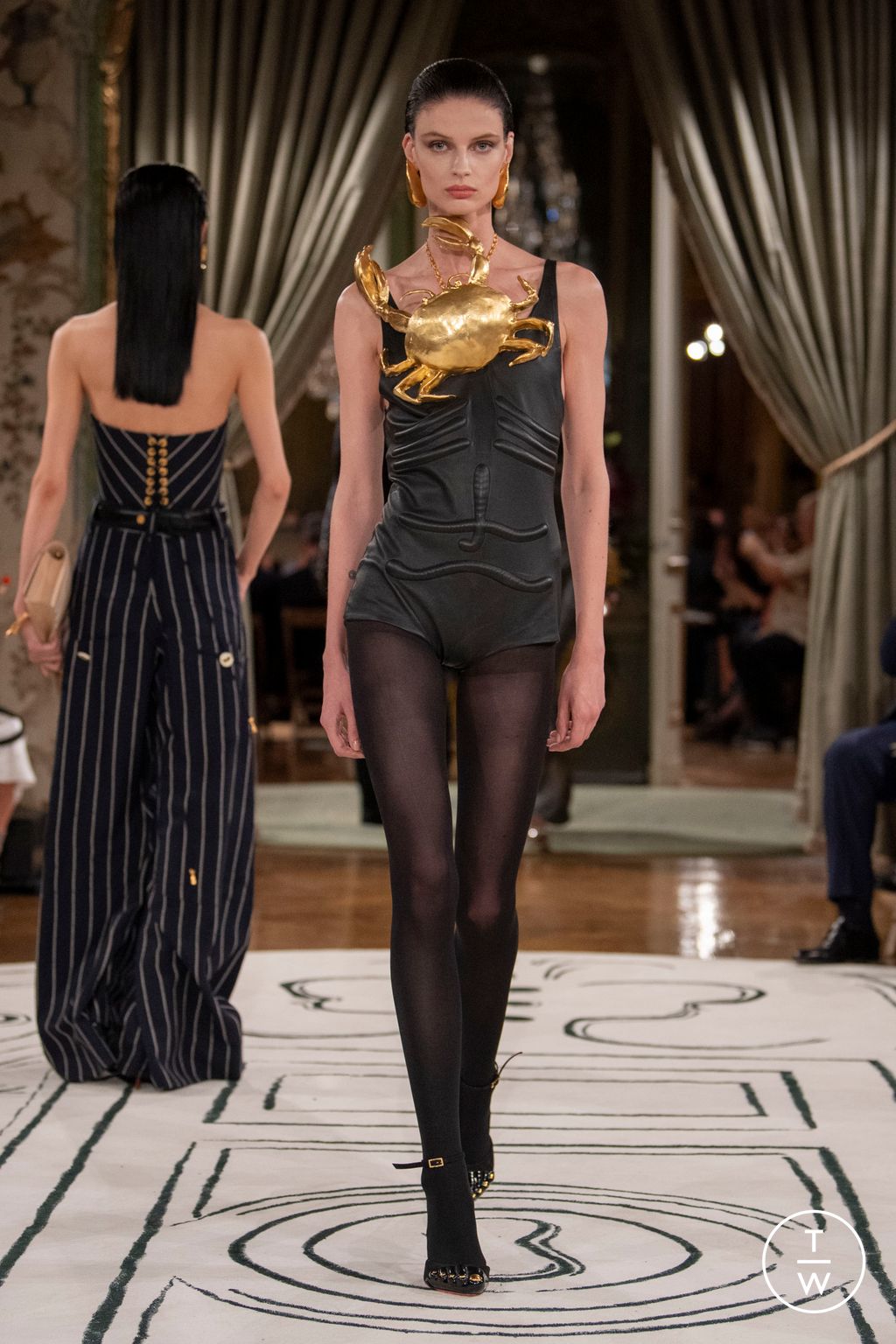 Fashion Week Paris Spring/Summer 2024 look 27 from the Schiaparelli collection womenswear