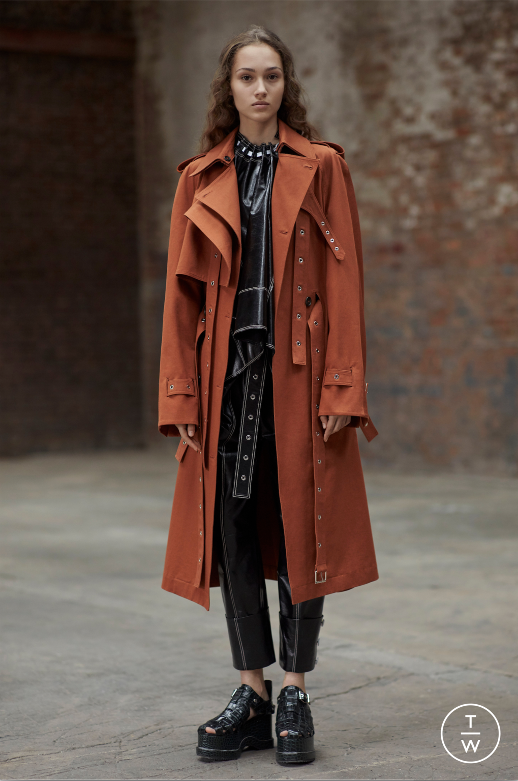 Fashion Week New York Pre-Fall 2017 look 6 from the Proenza Schouler collection womenswear
