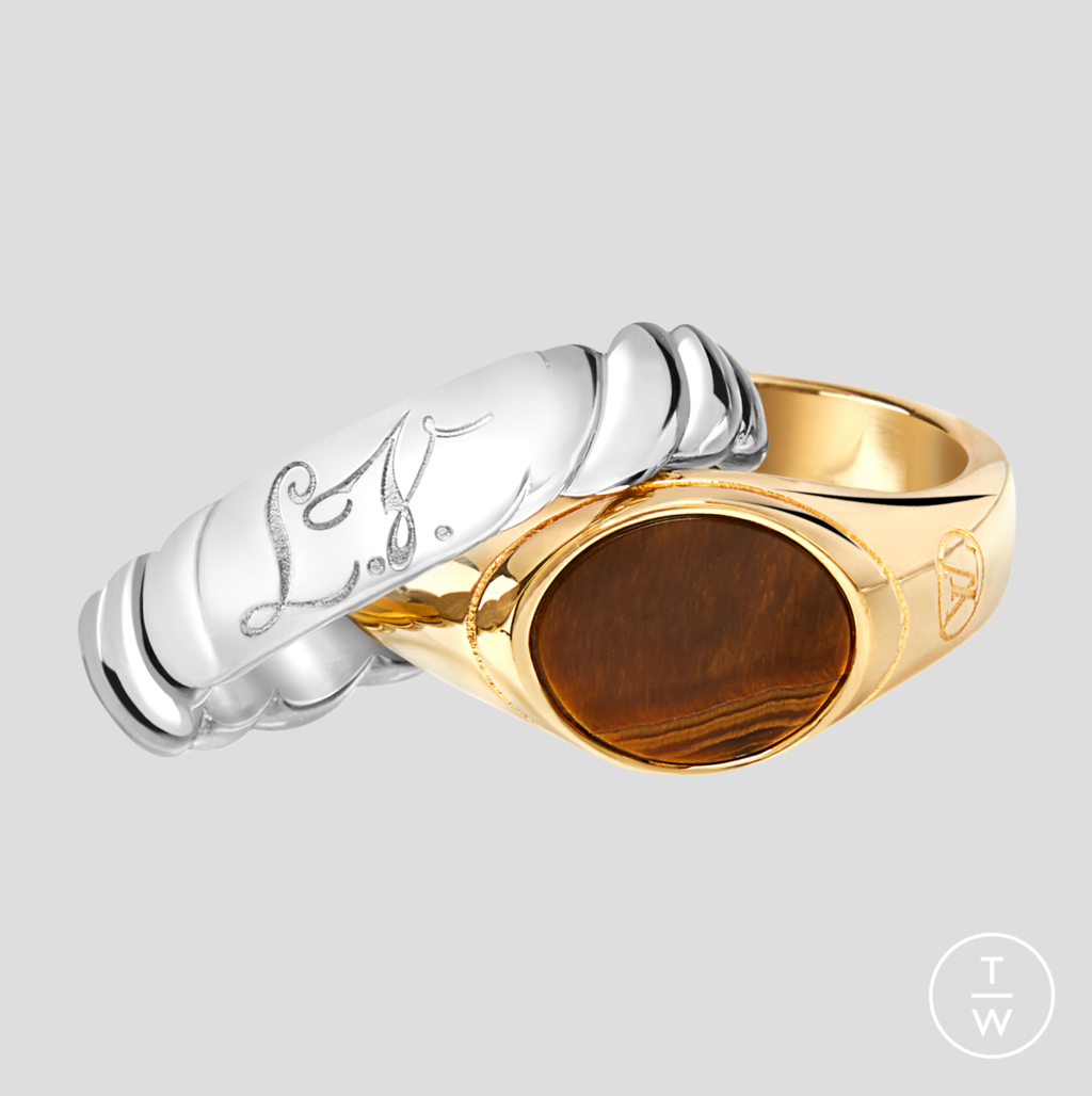 Fashion Week Paris Fall/Winter 2018 look 61 from the Louis Vuitton collection 男装配饰