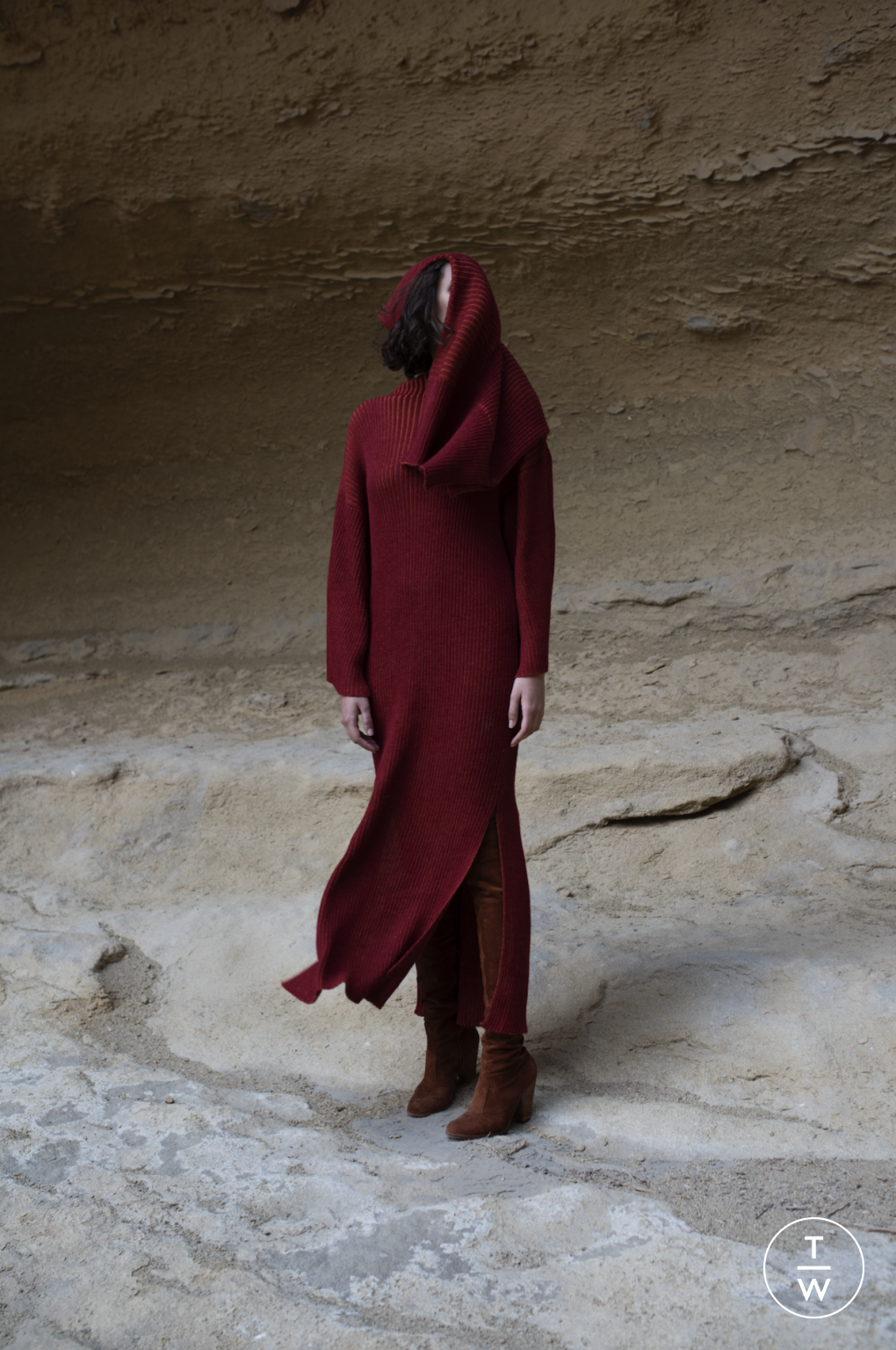 Fashion Week Paris Fall/Winter 2018 look 1 from the Ayni collection womenswear