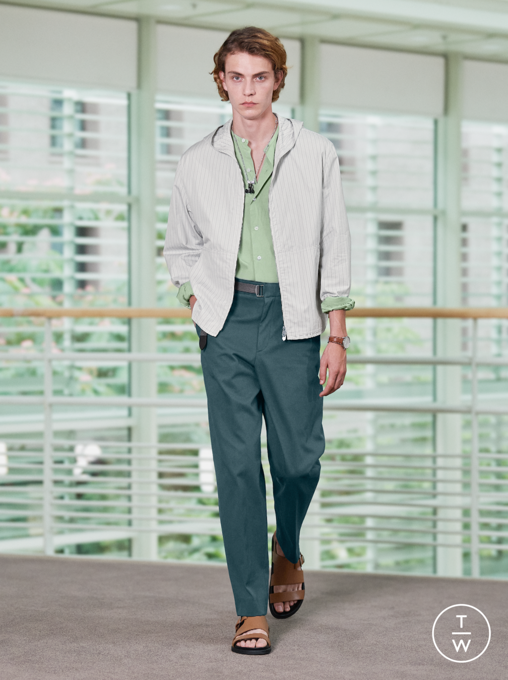 Fashion Week Paris Spring/Summer 2021 look 14 from the Hermès collection menswear
