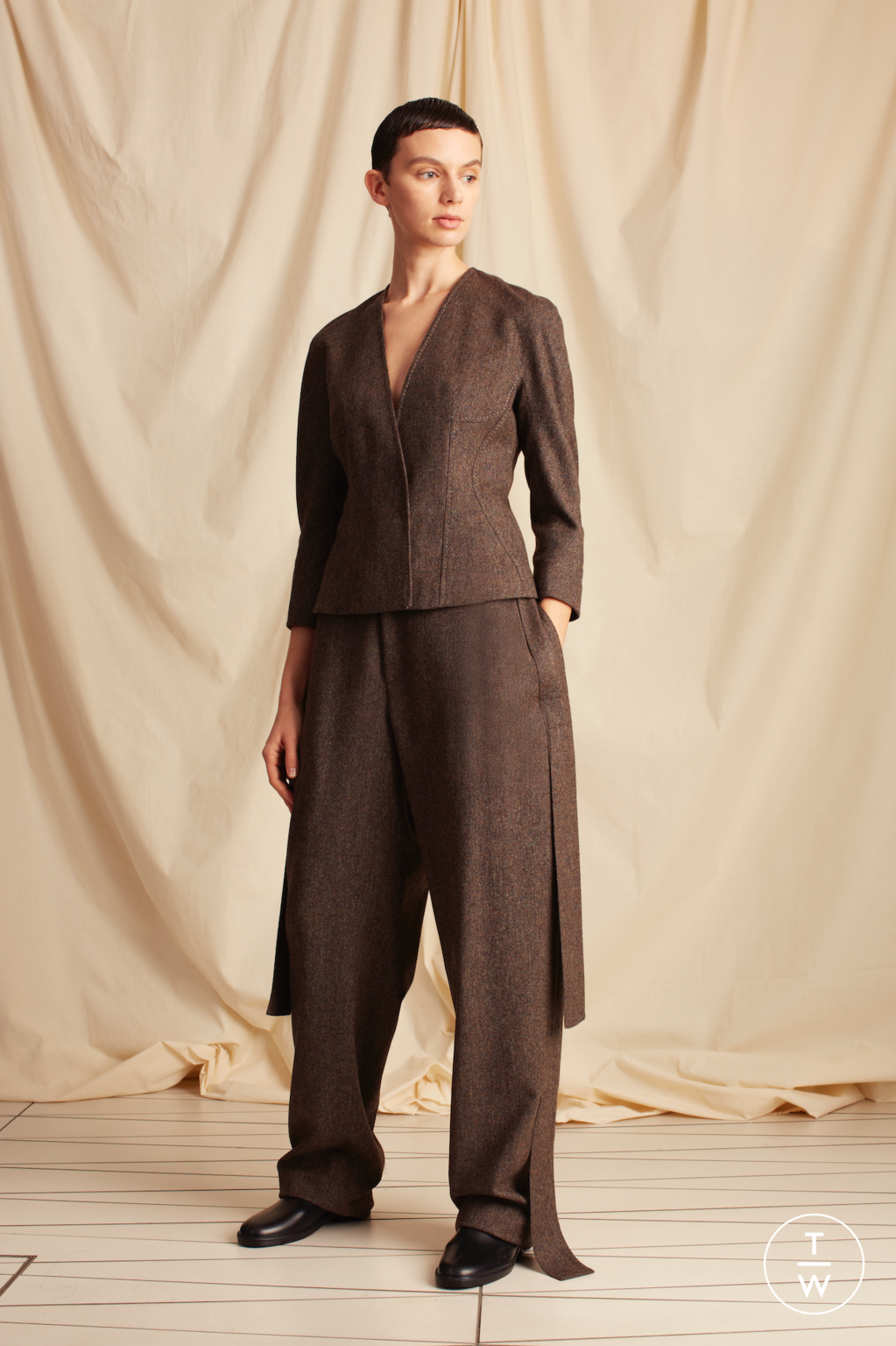 Fashion Week London Pre-Fall 2020 look 18 from the Chalayan collection womenswear