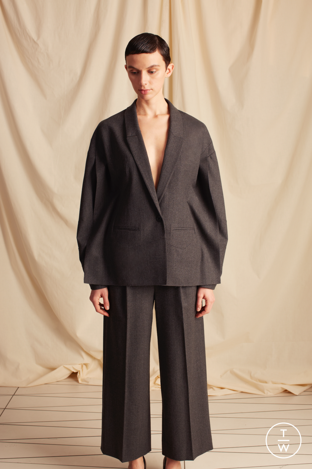 Fashion Week London Pre-Fall 2020 look 20 from the Chalayan collection womenswear