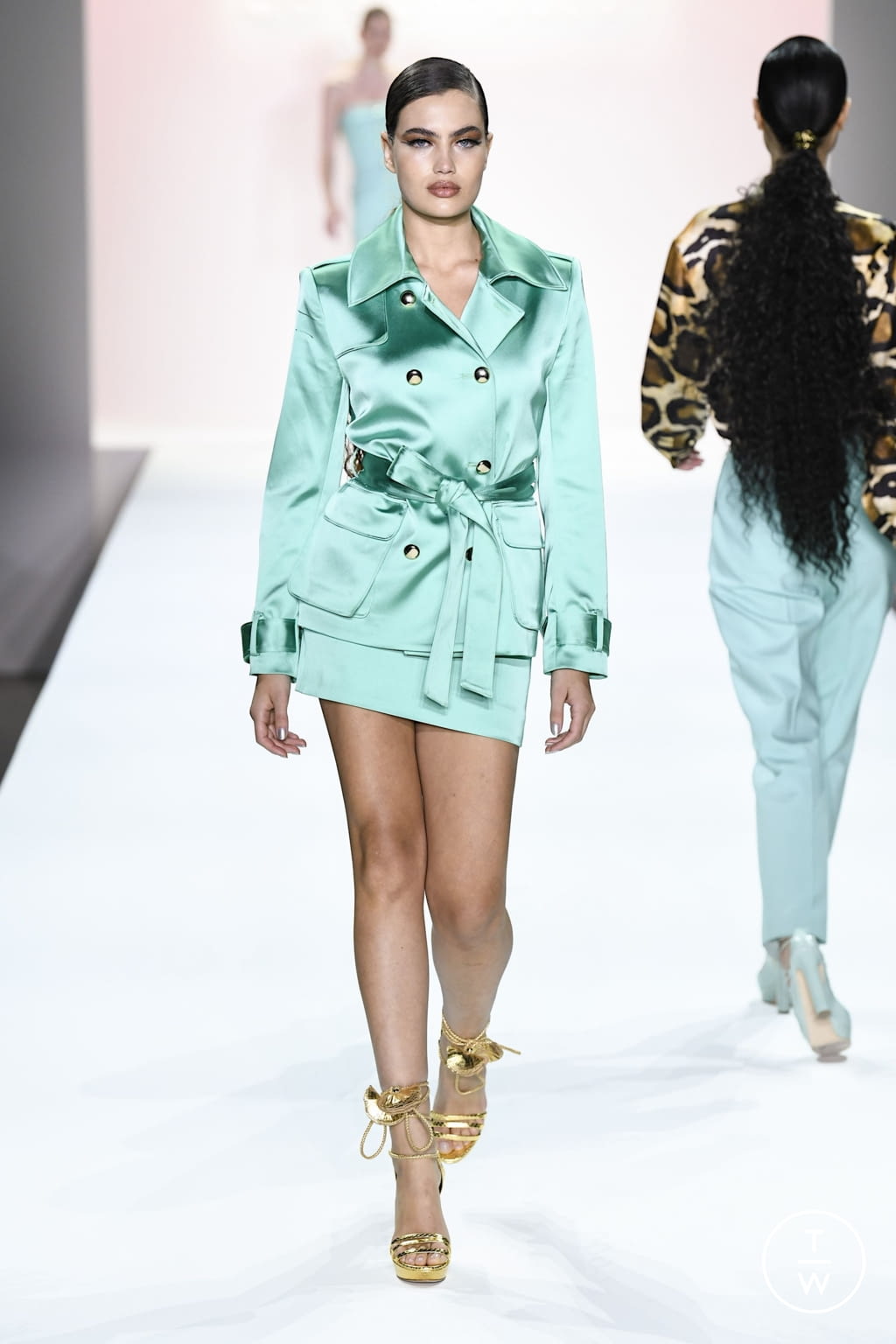 Fashion Week New York Spring/Summer 2022 look 14 from the Sergio Hudson collection 女装