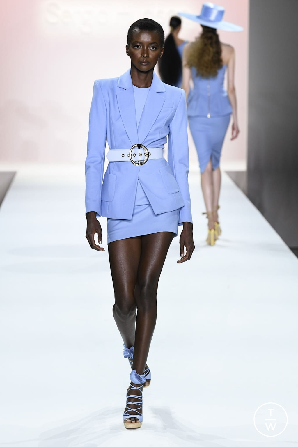 Fashion Week New York Spring/Summer 2022 look 25 from the Sergio Hudson collection 女装
