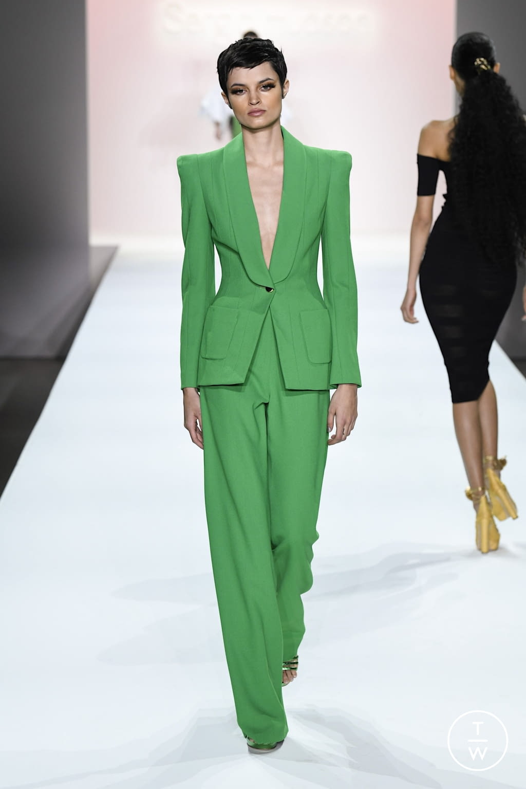 Fashion Week New York Spring/Summer 2022 look 31 from the Sergio Hudson collection 女装