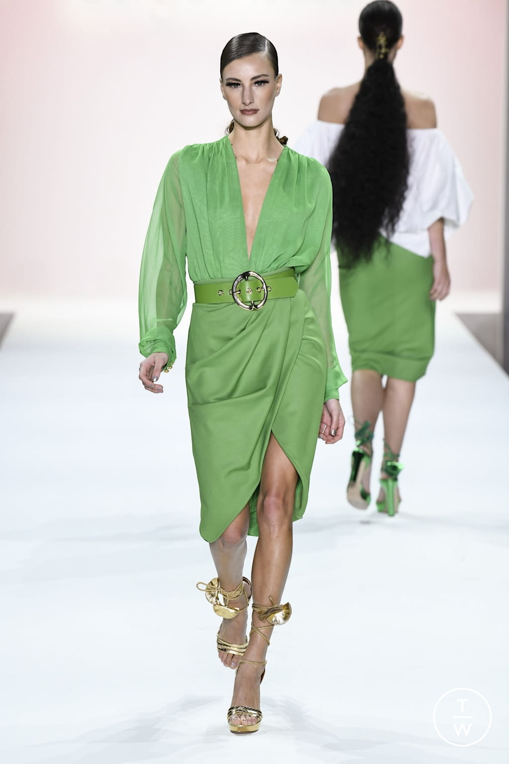Fashion Week New York Spring/Summer 2022 look 33 from the Sergio Hudson collection womenswear