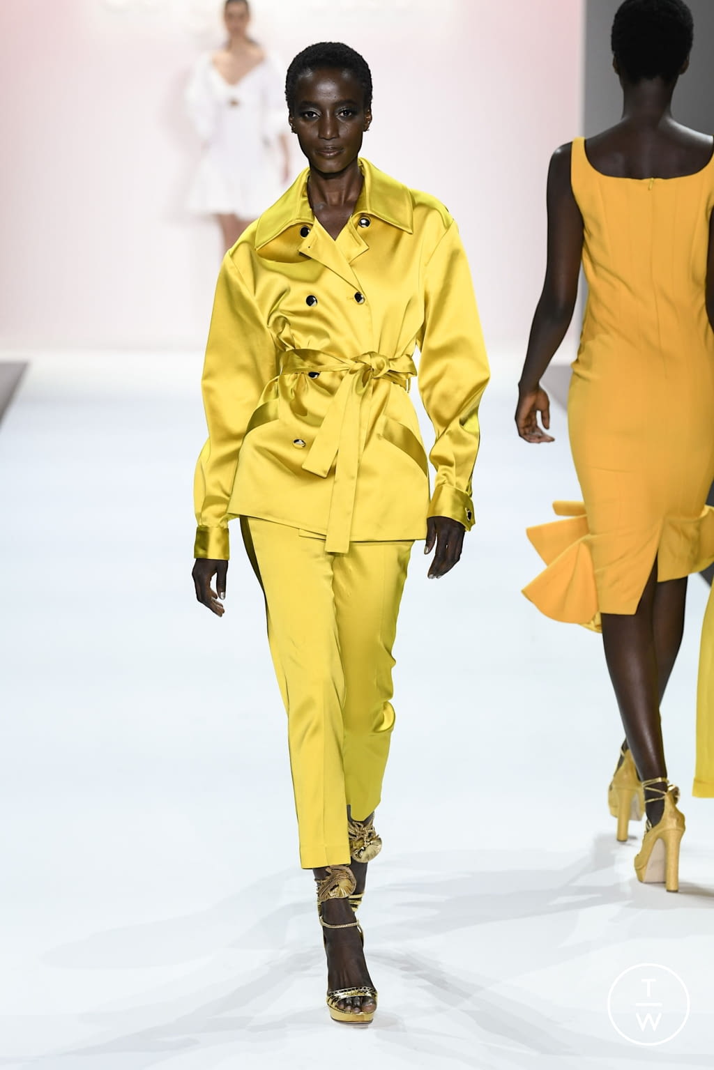 Fashion Week New York Spring/Summer 2022 look 42 from the Sergio Hudson collection 女装