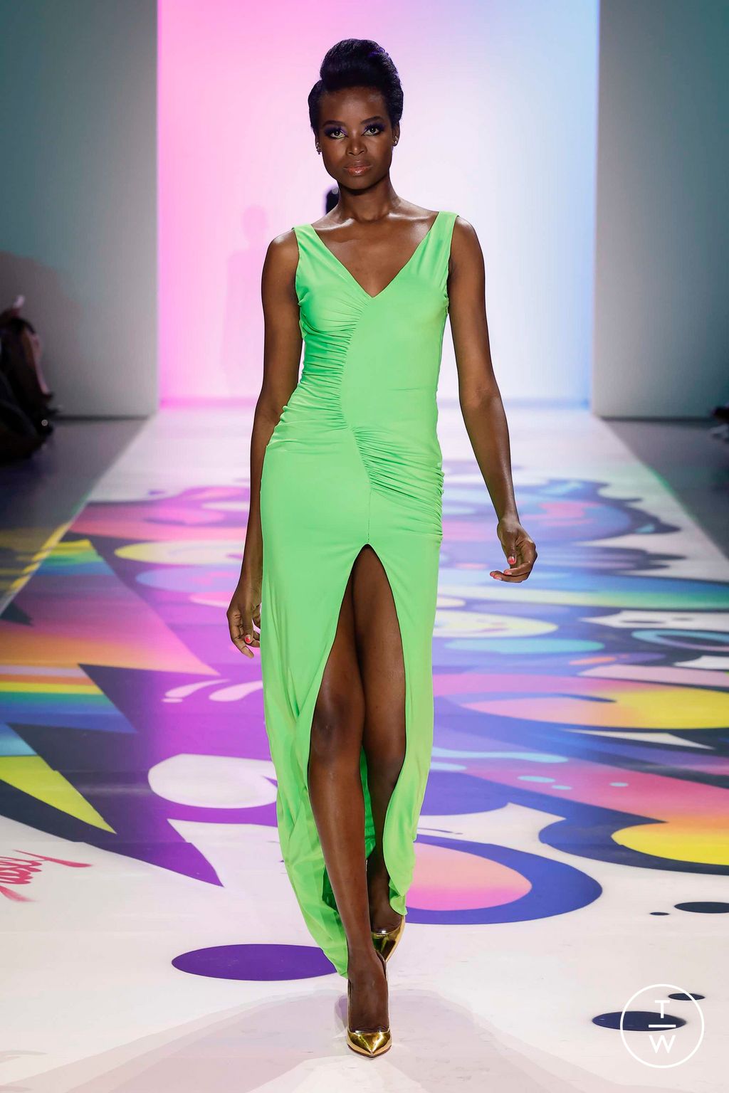 Fashion Week New York Spring/Summer 2023 look 46 from the Sergio Hudson collection 女装