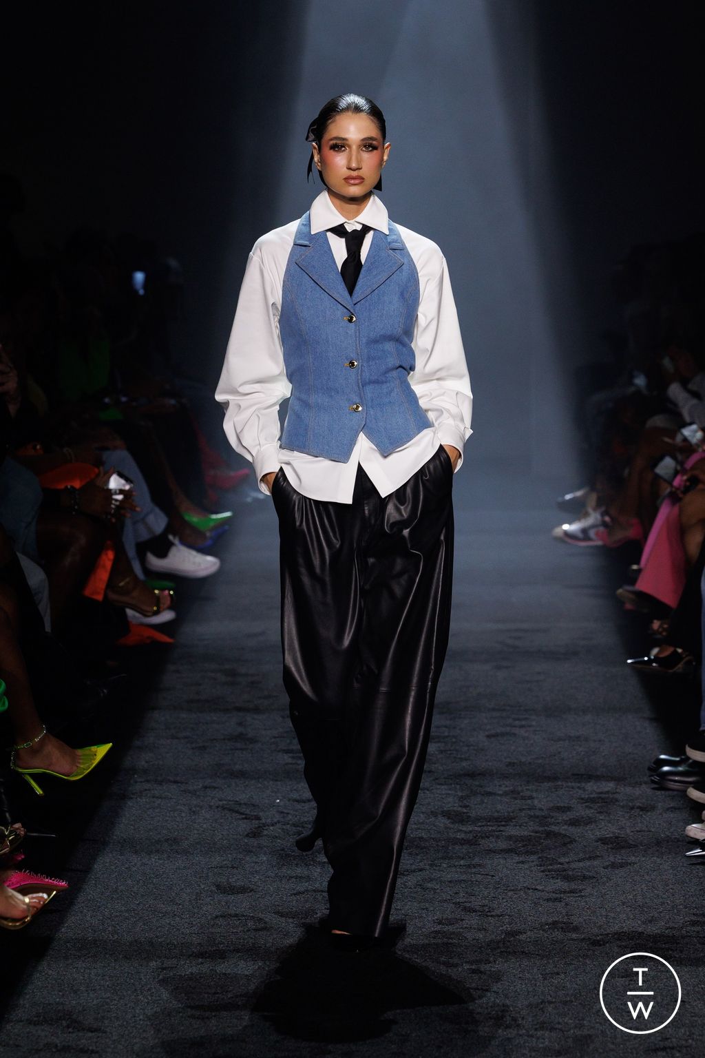 Fashion Week New York Spring/Summer 2024 look 5 de la collection Sergio Hudson womenswear