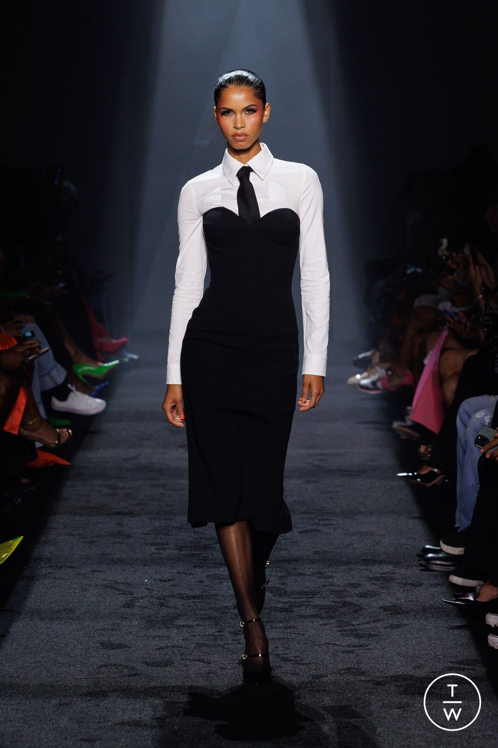 Fashion Week New York Spring/Summer 2024 look 6 from the Sergio Hudson collection womenswear