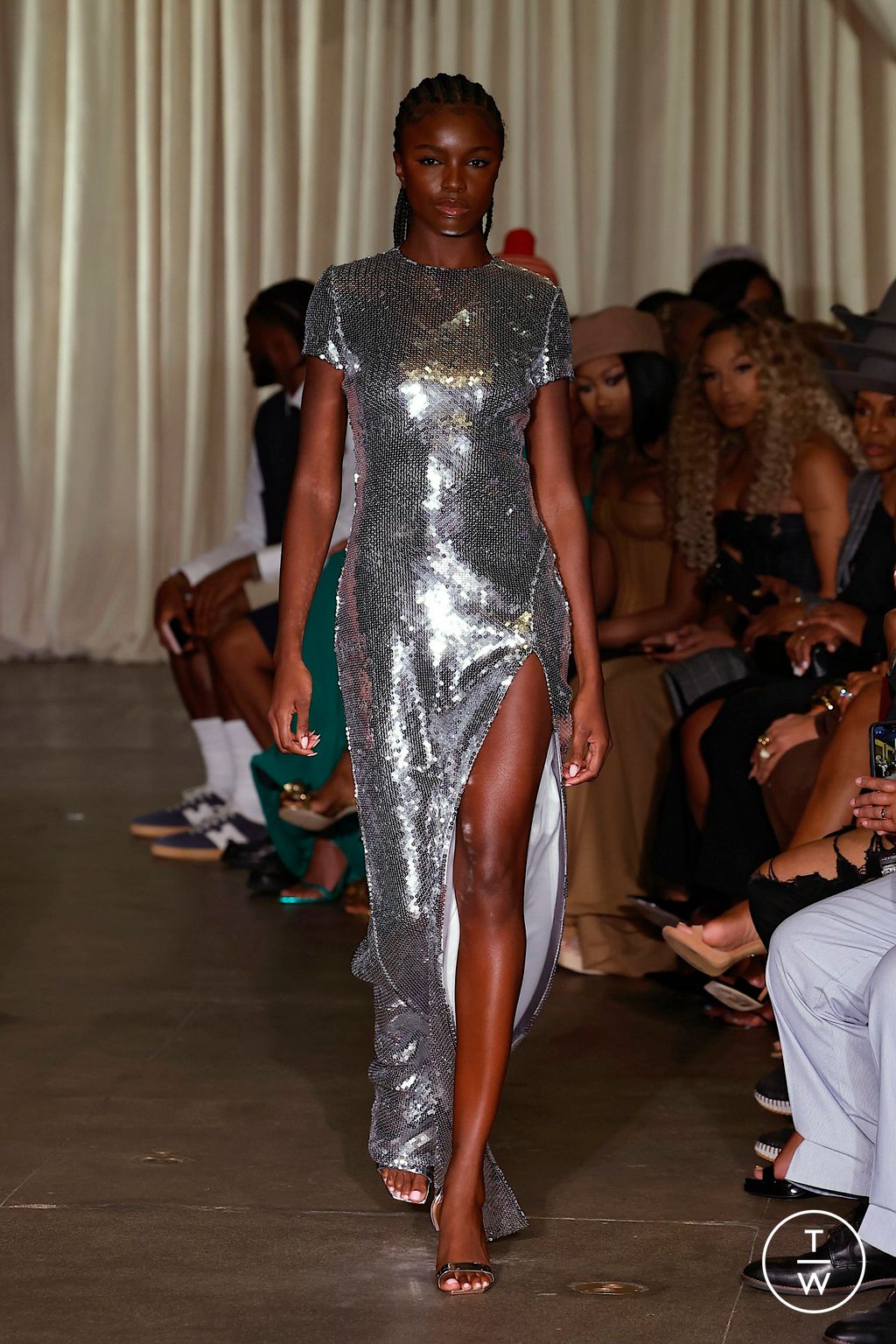 Fashion Week New York Spring/Summer 2025 look 7 from the Sergio Hudson collection 女装