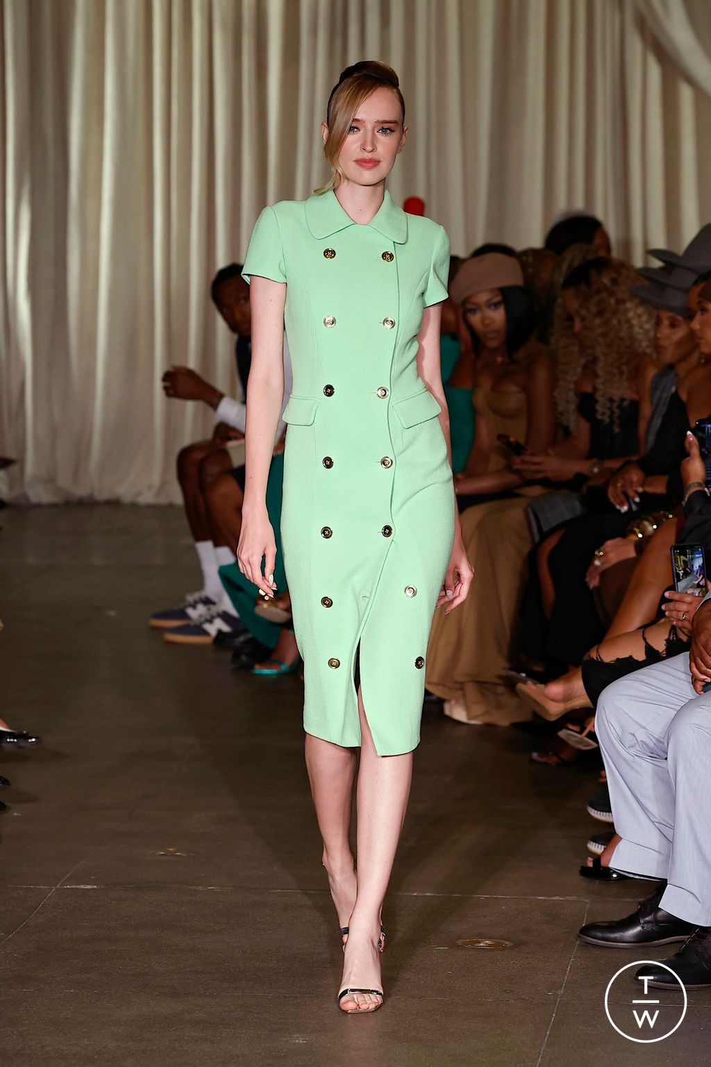 Fashion Week New York Spring/Summer 2025 look 11 from the Sergio Hudson collection 女装