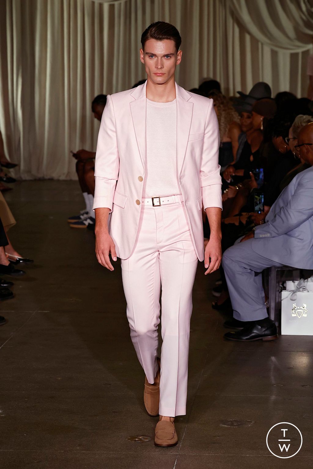 Fashion Week New York Spring/Summer 2025 look 22 from the Sergio Hudson collection womenswear