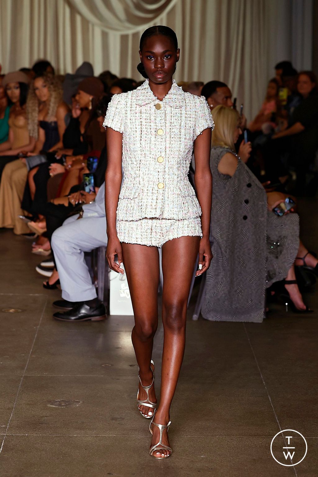 Fashion Week New York Spring/Summer 2025 look 36 from the Sergio Hudson collection womenswear