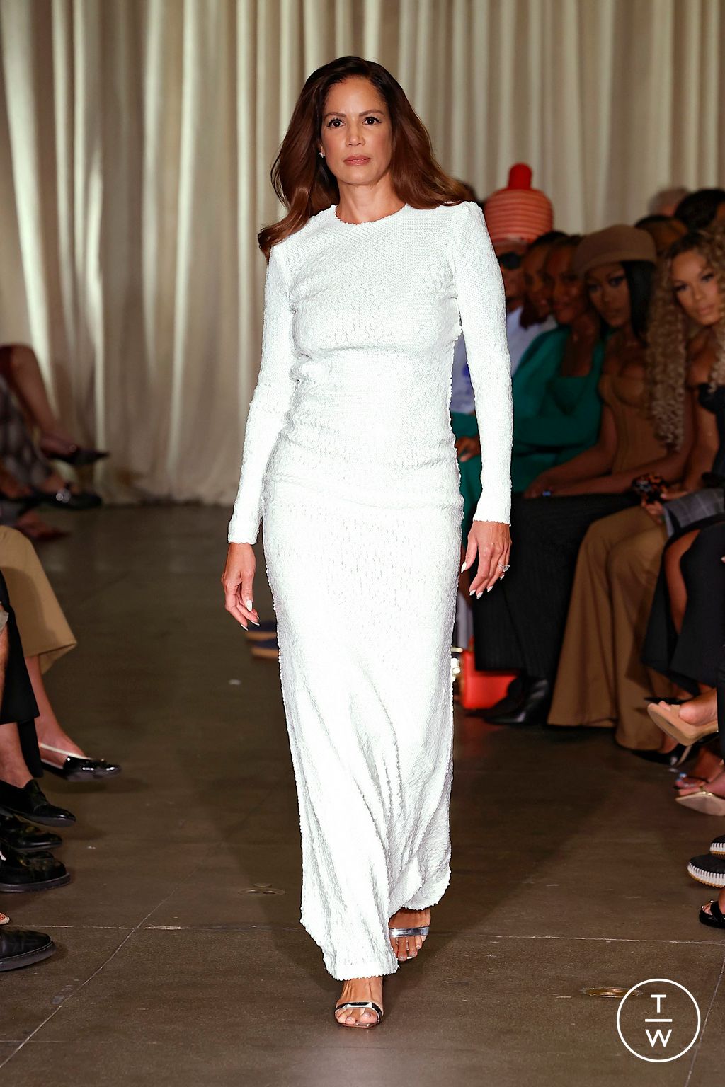 Fashion Week New York Spring/Summer 2025 look 37 from the Sergio Hudson collection 女装