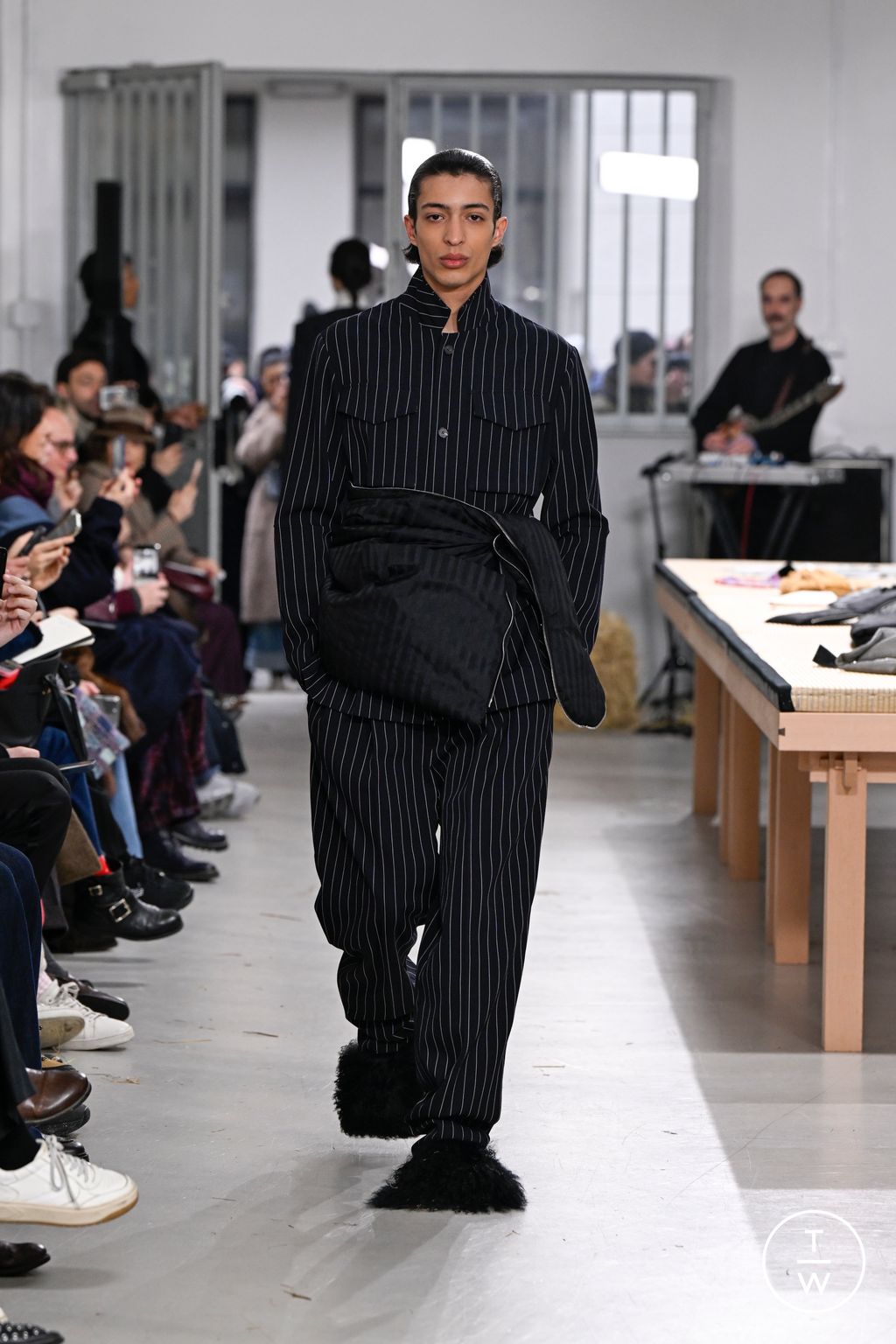 Fashion Week Milan Fall/Winter 2026 look 5 de la collection Setchu menswear