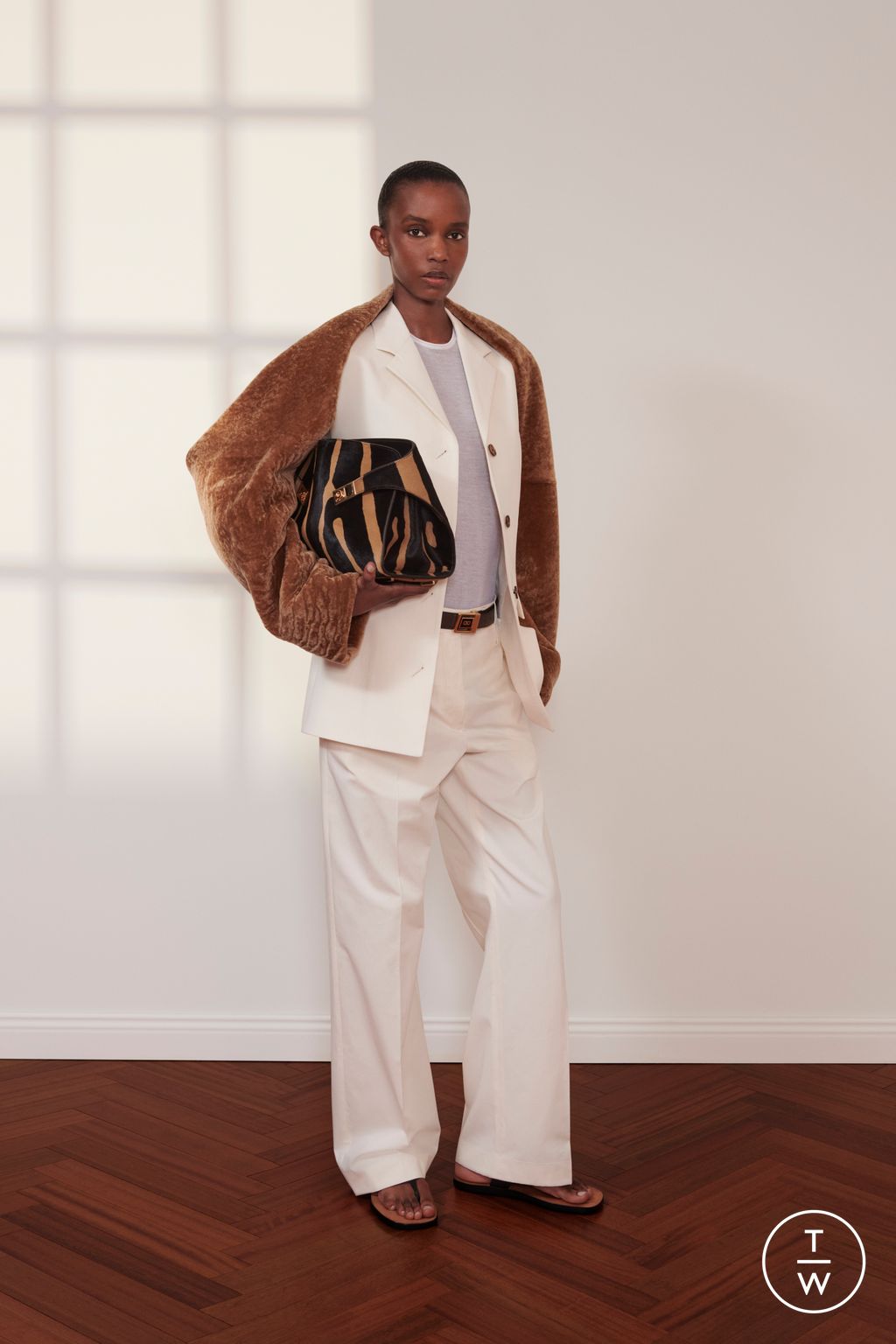 Fashion Week Milan Resort 2026 look 2 de la collection Ferragamo womenswear