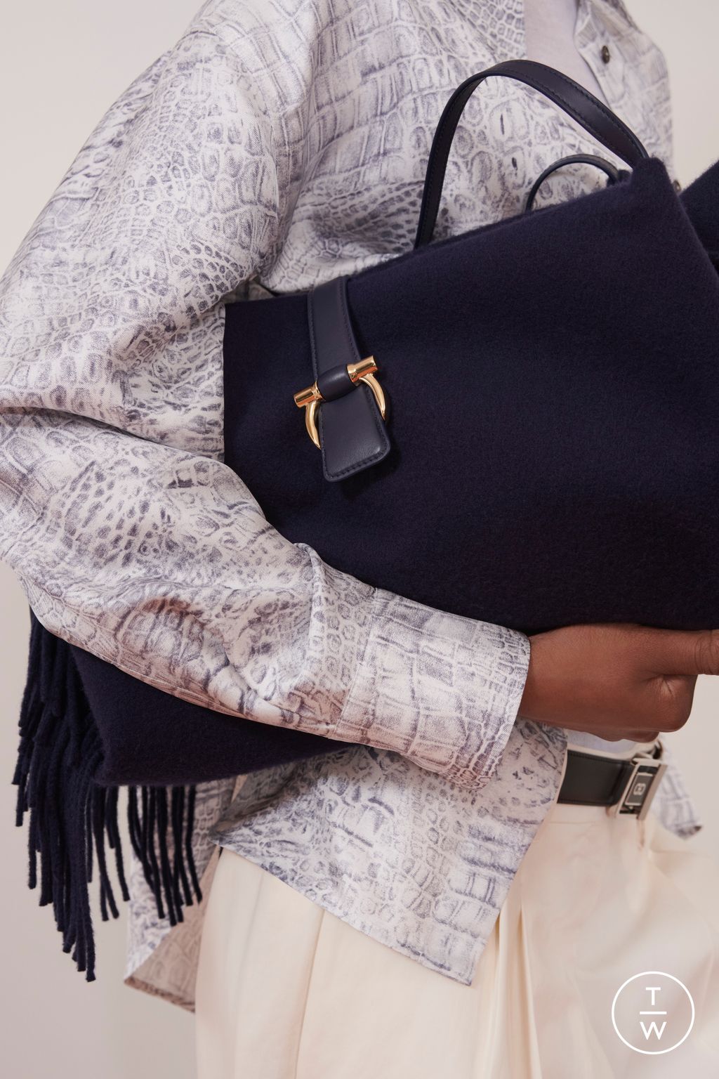 Fashion Week Milan Resort 2026 look 12 from the Ferragamo collection 女装配饰