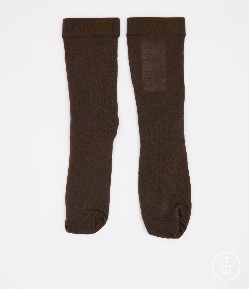 Fashion Week Florence - Pitti Fall/Winter 2025 look 32 de la collection MM6 Maison Margiela menswear accessories