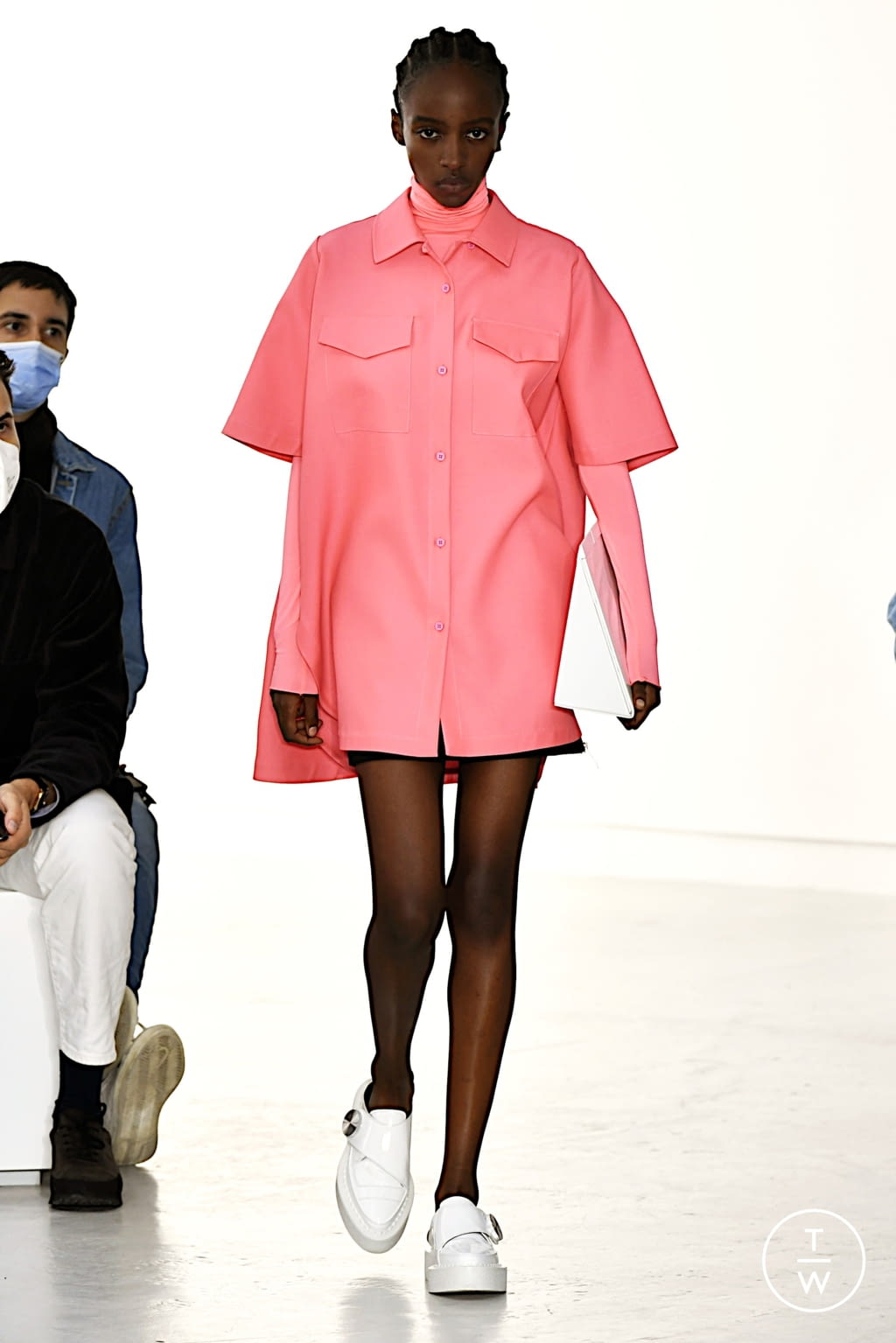 Fashion Week Paris Spring/Summer 2022 look 7 from the Shang Xia collection womenswear