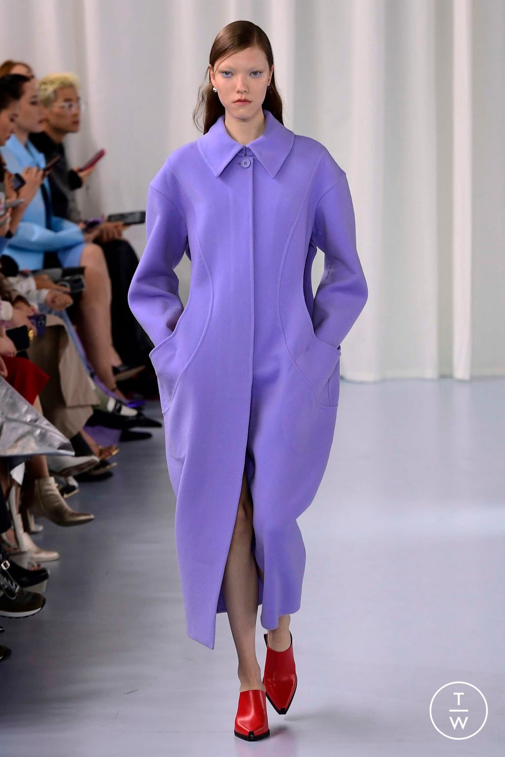 Fashion Week Paris Fall/Winter 2023 look 22 de la collection Shang Xia womenswear