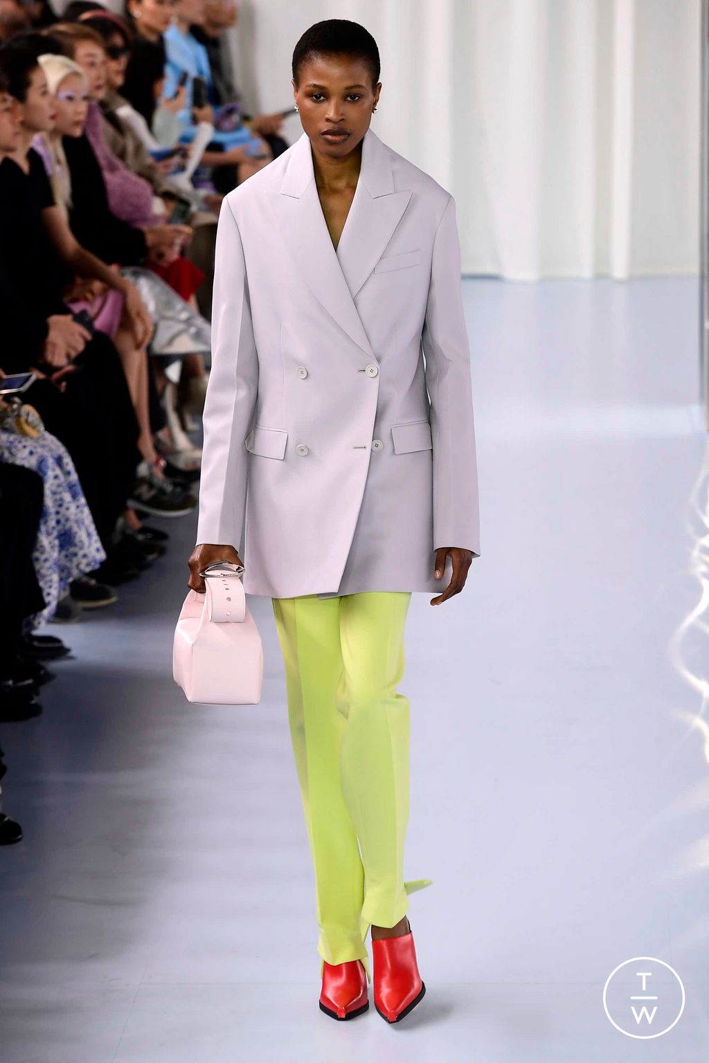 Fashion Week Paris Fall/Winter 2023 look 30 from the Shang Xia collection 女装